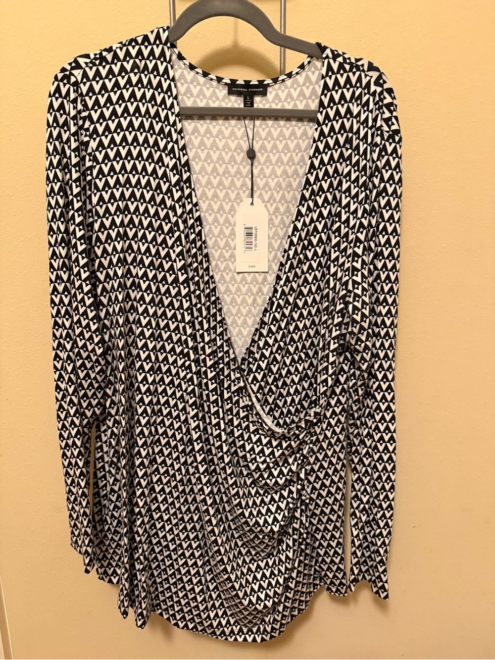 Universal Standard Navy & White Geometric Wrap-Front Blouse